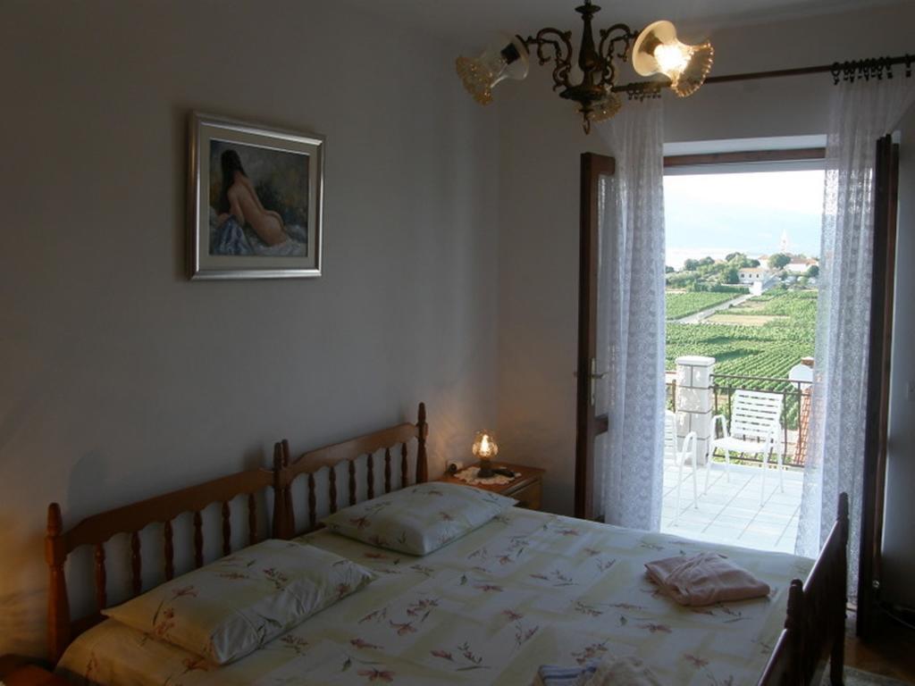 Villa Apartments Mate Cebalo ลุมบาร์ดา ภายนอก รูปภาพ